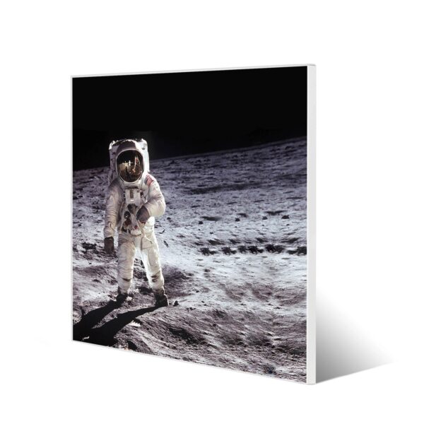 Banjado Magnettafel 50x50cm Magnetwand Weiß Aus Metall Magnetpinnwand Pinnwand Inkl. 4 Magnete Motiv Astronaut