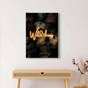 Bricoflor Leinwand Bild Mit Neon Schriftzug Modernes Wandbild Mit Spruch Und Blättern Jugendzimmer Leinwandbild In Grün Und Gold Im Hochformat
